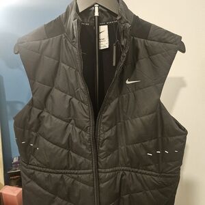 Nike Swift Thermo-Fit Running Vest Medium NWT